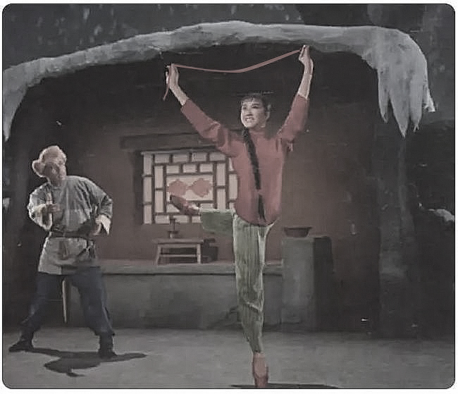 The Story of Haili (Part 1): A Century of Trials, Beginning with a Piece of Red String 歌剧《白毛女》中，杨白劳给喜儿买来一条红头绳作为新年礼物，这根红头绳也代表他们当时对于幸福美好生活的追求与渴望