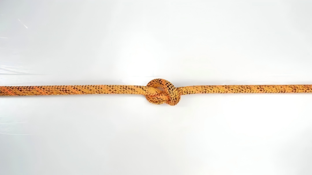 Why Does Knotting a Webbing Reduce Strength More Than Knotting a Rope? 640